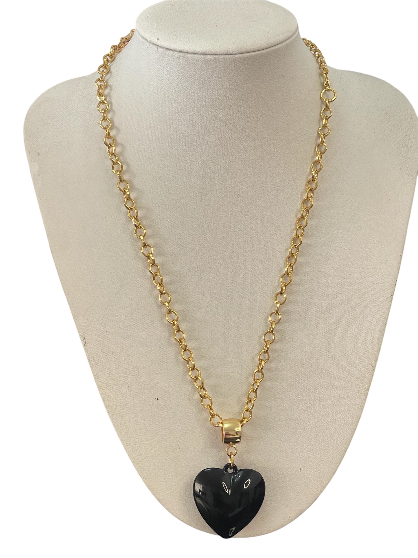 Collar Corazon Negro